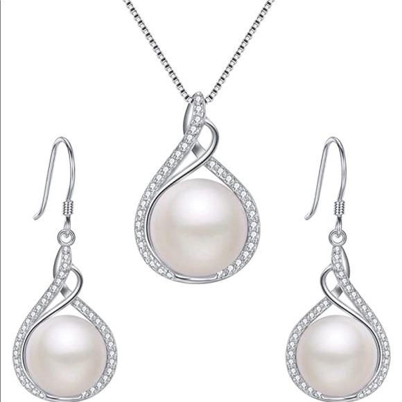 925 Sterling Silver/Aunthetics Pearl Set - Picture 2 of 5